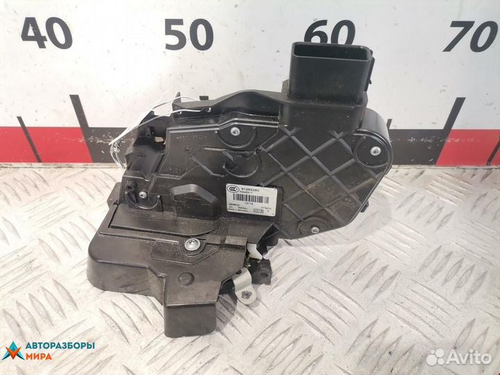 Замок двери задней правой Volvo V70 2 рест. 2008