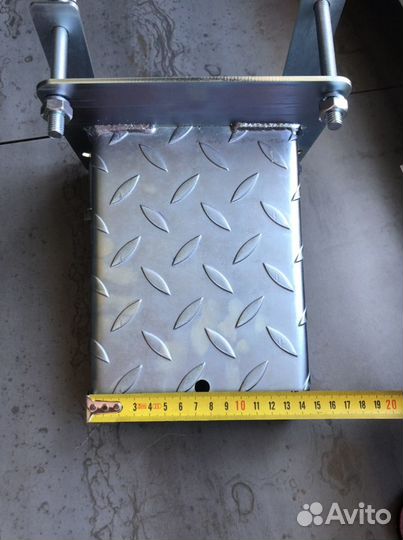 Подножка для лодочных прицепов к-т 2шт