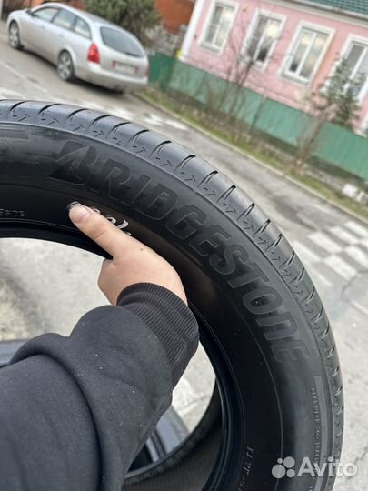 Bridgestone Alenza 001 235/65 R18