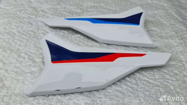 BMW S1000R K63 Задняя Боковая Часть Лев.Прав