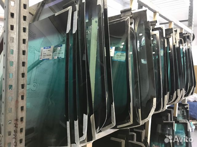 Лобовое стекло Renault Megane III / Fluence