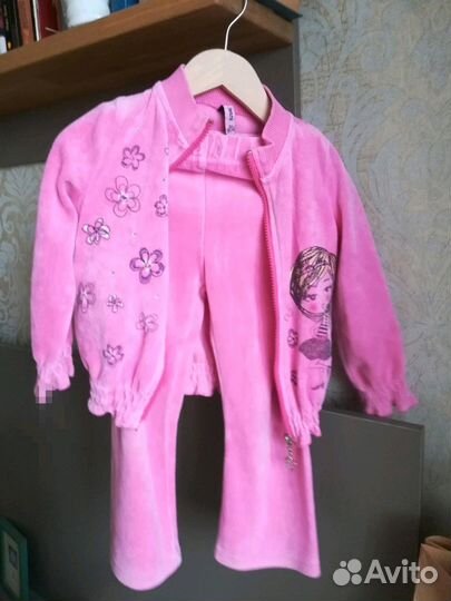Розовый костюм, флисовые кофта и штаны р. 98