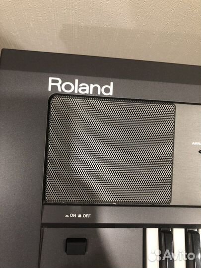 Синтезатор Roland E-09