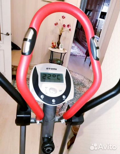 Эллиптический тренажер atemi