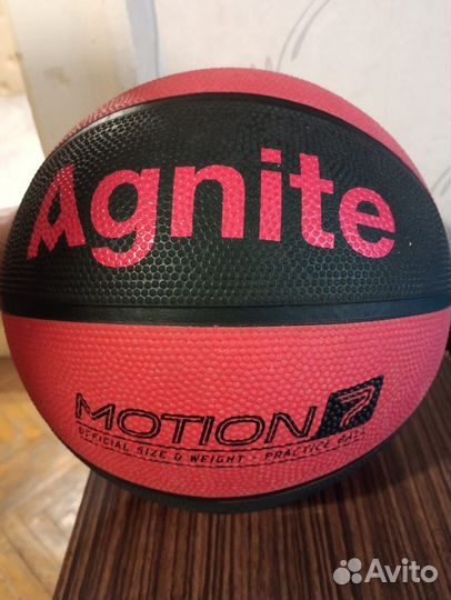 Баскетбольный мяч