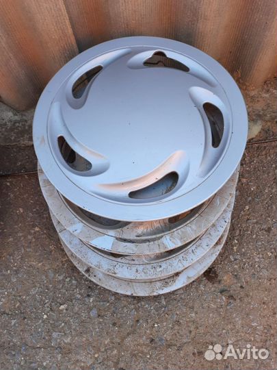 Колпаки на колеса r 13.14 зеркала