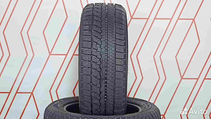 Sailun Ice Blazer Arctic 215/50 R17 91T