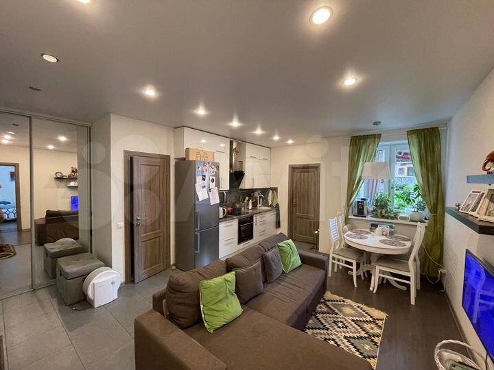 2-к. квартира, 56 м², 12/17 эт.