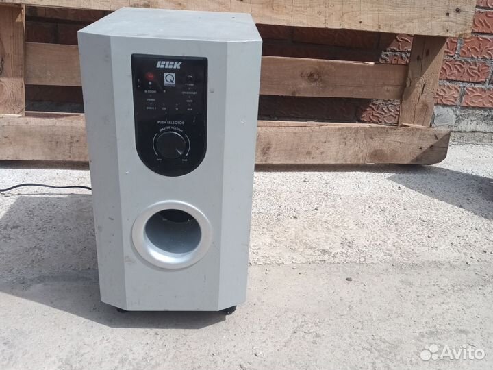 Сабвуфер BBK