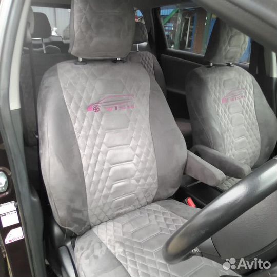 Авточехлы из экокожи toyota wish