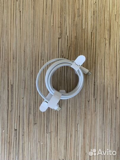 Apple USB-C - USB-C 2 метра MLL82FE/A, новый