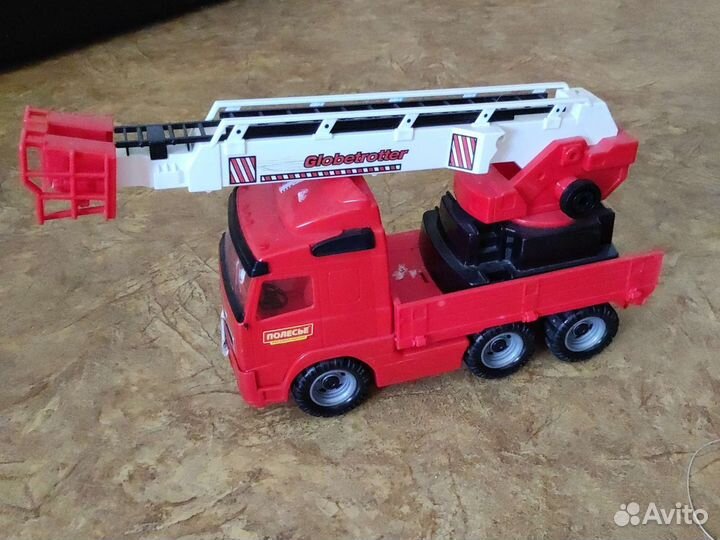 Игрушка пожарная машина