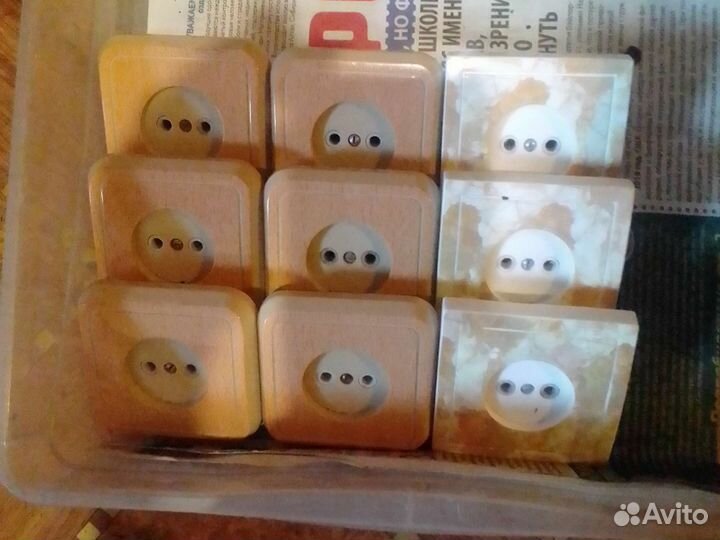 Розетки и выключатели