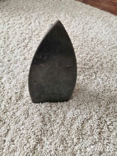 Старинный утюг литой №4