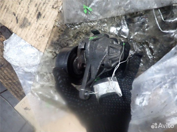 Натяжитель приводного ремня Suzuki Grand Vitara, 2