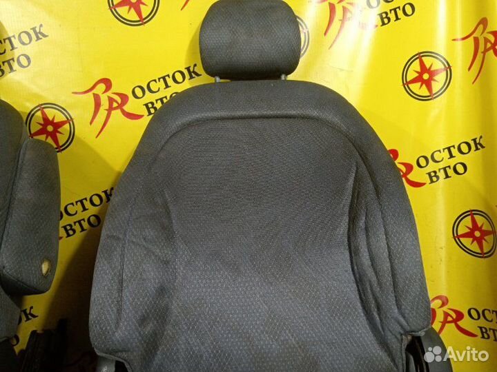 Сидение переднее Toyota Funcargo NCP20-0199528