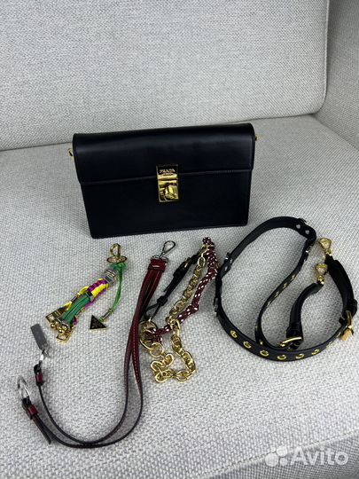 Сумка Prada Soft Sound 2025