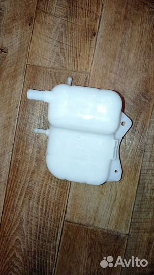 Шевроле Лачетти Расширительный бачок