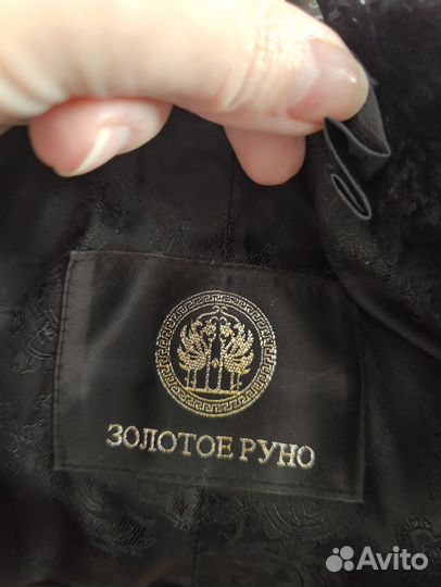 Шуба мутоновая 44 46 с капюшоном