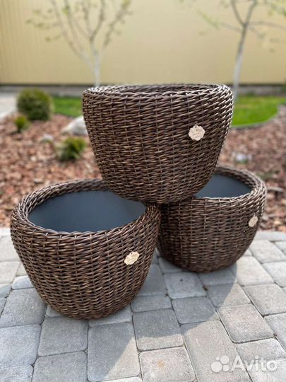 Кашпо для цветов уличное