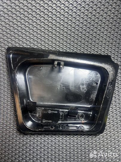 Правый бардачок иж 5