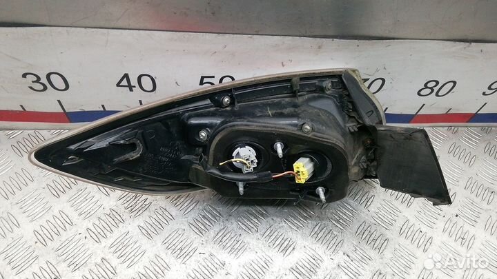 Фонарь задний правый Mazda 3 BL 2008