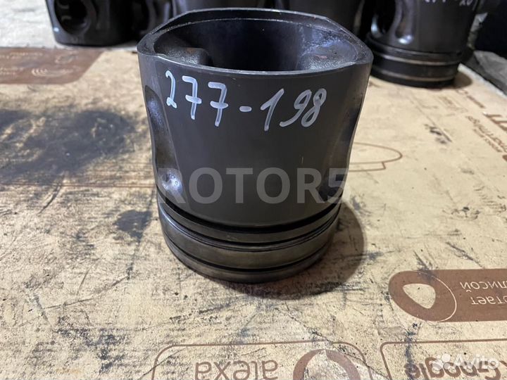 Поршень MAN TGX 2012 0772