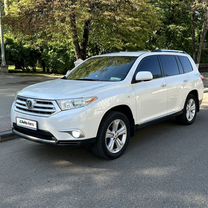 Toyota Highlander 3.5 AT, 2013, 182 000 км, с пробегом, цена 2 100 000 руб.