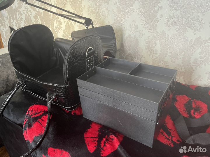 Косметический кейс