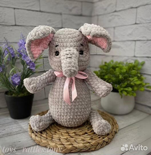 Вязаный Слоник