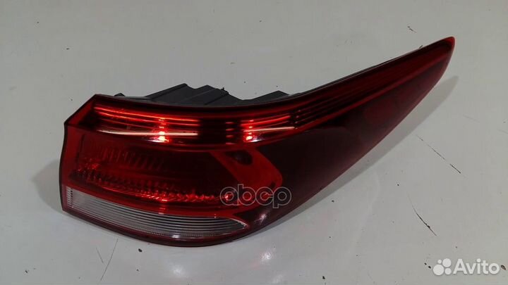 Задний противотуманный фонарь В сборе 92402H000