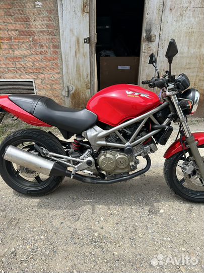 Honda VTR 250