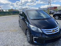 Honda Freed 1.5 CVT, 2014, 56 140 км, с пробегом, цена 965 000 руб.