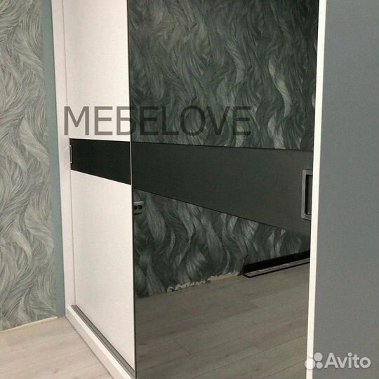 Шкаф купе встроенный на заказ в прихожую