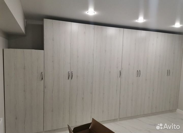 Шкаф распашной