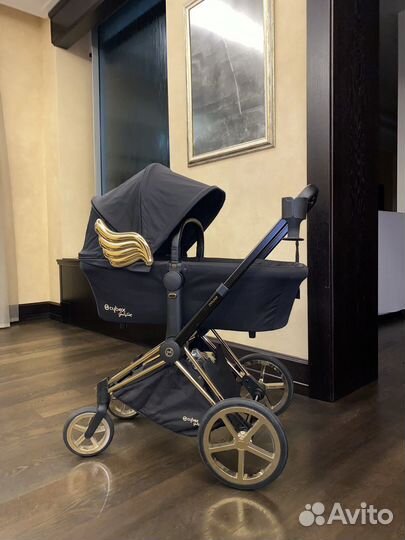 Коляска Cybex Priam by Jeremy Scott 2в1