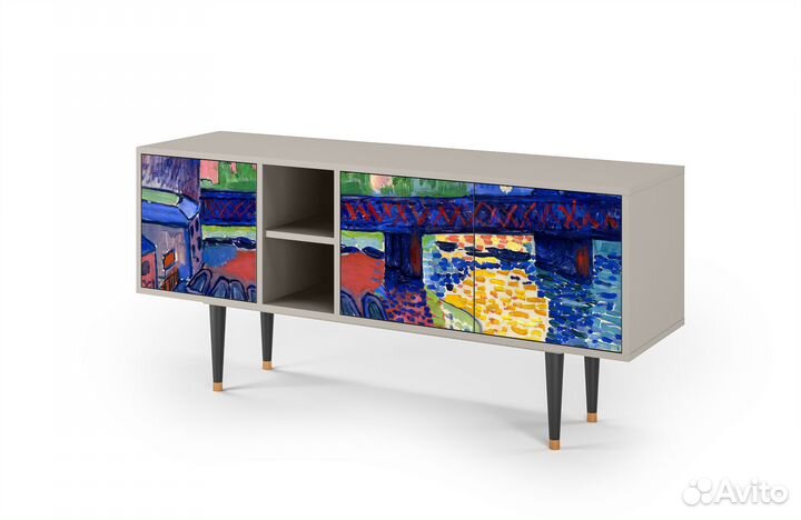 Тв-тумба T5 - Сатин - Charing Cross Bridge