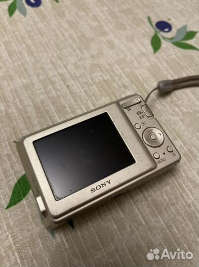 Sony Cyber-shot DSC-S2000