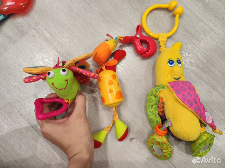 Развивающие игрушки подвески погремушки неваляшка