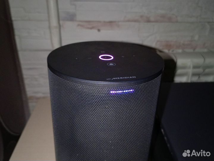 LG умная колонка