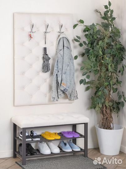 Вешалка настенная в прихожую