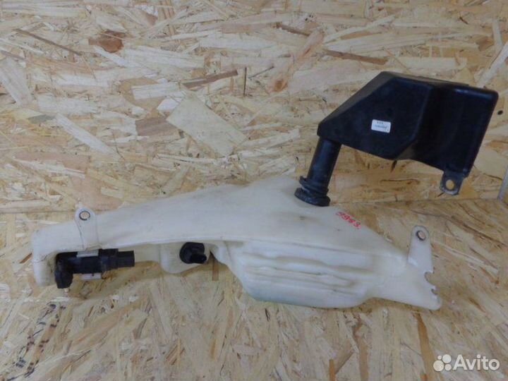 Бачок стеклоомывателя Audi A4 B8 cdhb 2010