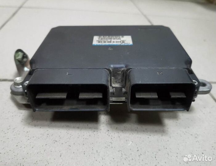 Блок управления двс Mitsubishi Outlander GF