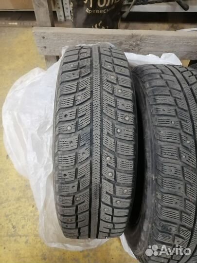 Kumho I'Zen KW22 185/65 R15