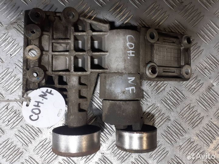 Кронштейн генератора гур Hyundai Sonata NF