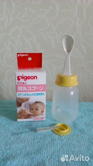 Бутылочка с ложкой Pigeon
