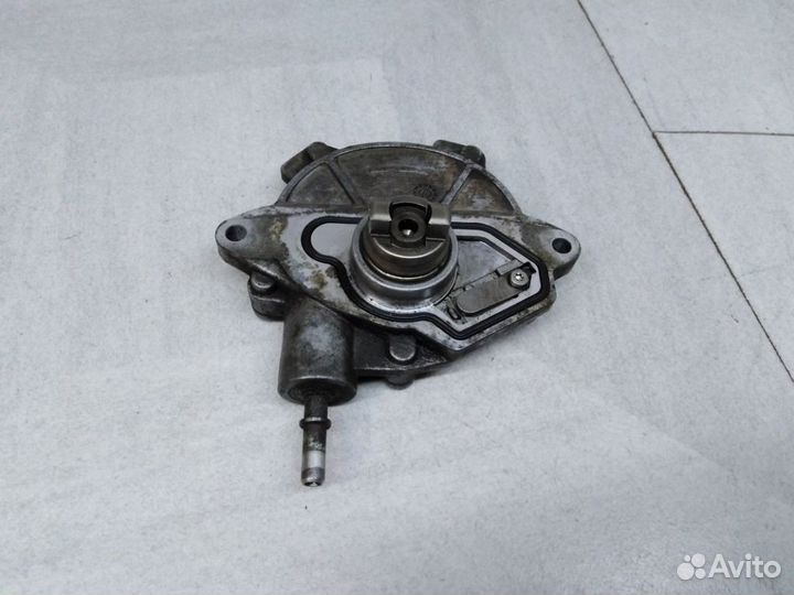 Вакуумный насос двигателя A6402300365