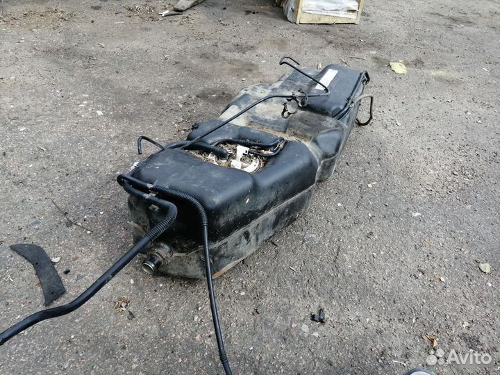 Бак топливный Rover Sport защ ты нету