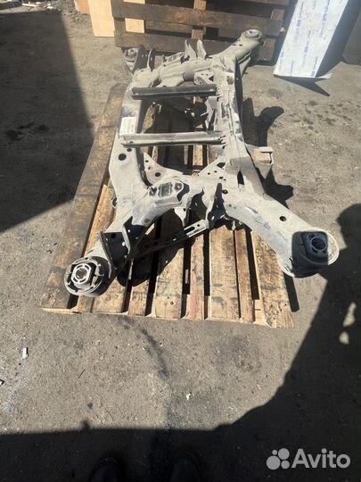 Kia stinger подрамник задний