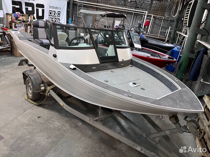 Моторная лодка BRO 4.7 classic